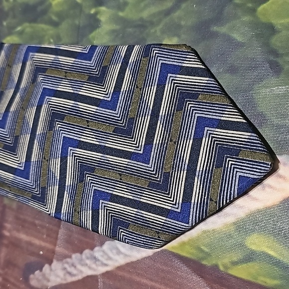 Jhane Barnes Organic Fabric Silk Tie - Picture 2 of 6